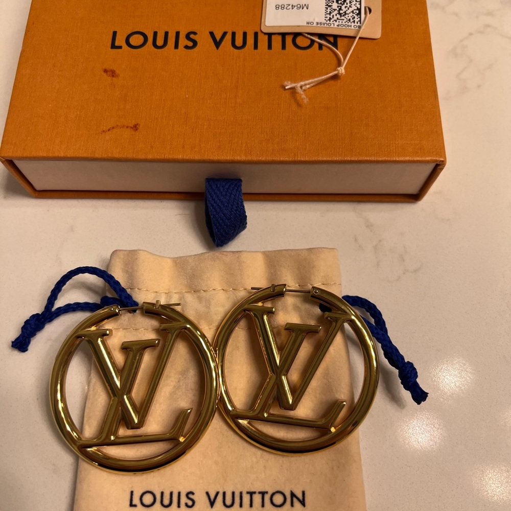 Louis Vuitton hoops